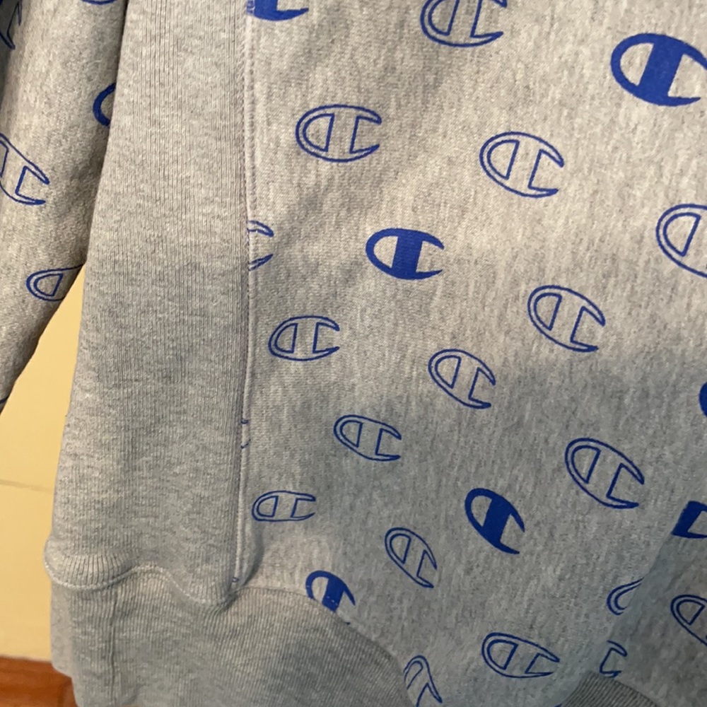Champion sweatshirt - Picture 4 of 4